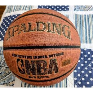 Early 2000s Spalding NBA Zi/O Excel Competitive Composite Basketball 29.5"